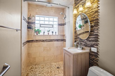 Tiny photo for 420 Radcliffe Avenue, Des Plaines, IL 60016 (MLS # 12602123)