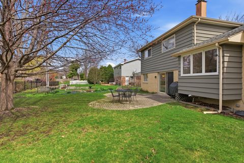 Tiny photo for 728 N Stark Drive, Palatine, IL 60074 (MLS # 12616299)