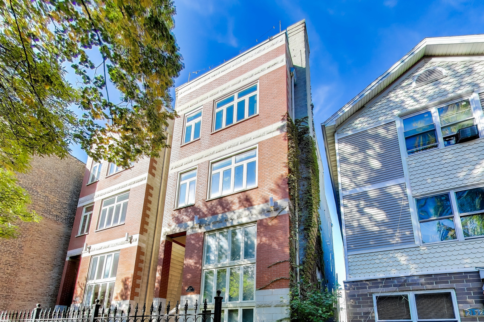 2134 W Crystal Street 3