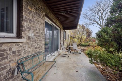 Tiny photo for 2650 BROOKWOOD Way #108, Rolling Meadows, IL 60008 (MLS # 12531943)