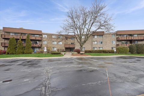 Tiny photo for 2650 BROOKWOOD Way #108, Rolling Meadows, IL 60008 (MLS # 12531943)