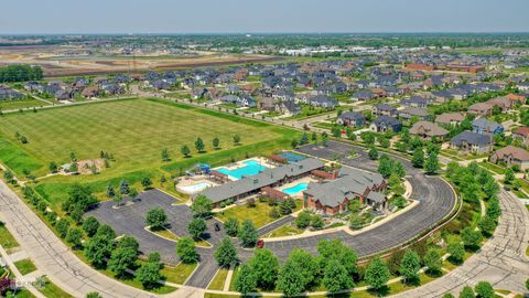 Tiny photo for 4052 Teak Circle, Naperville, IL 60564 (MLS # 12439824)