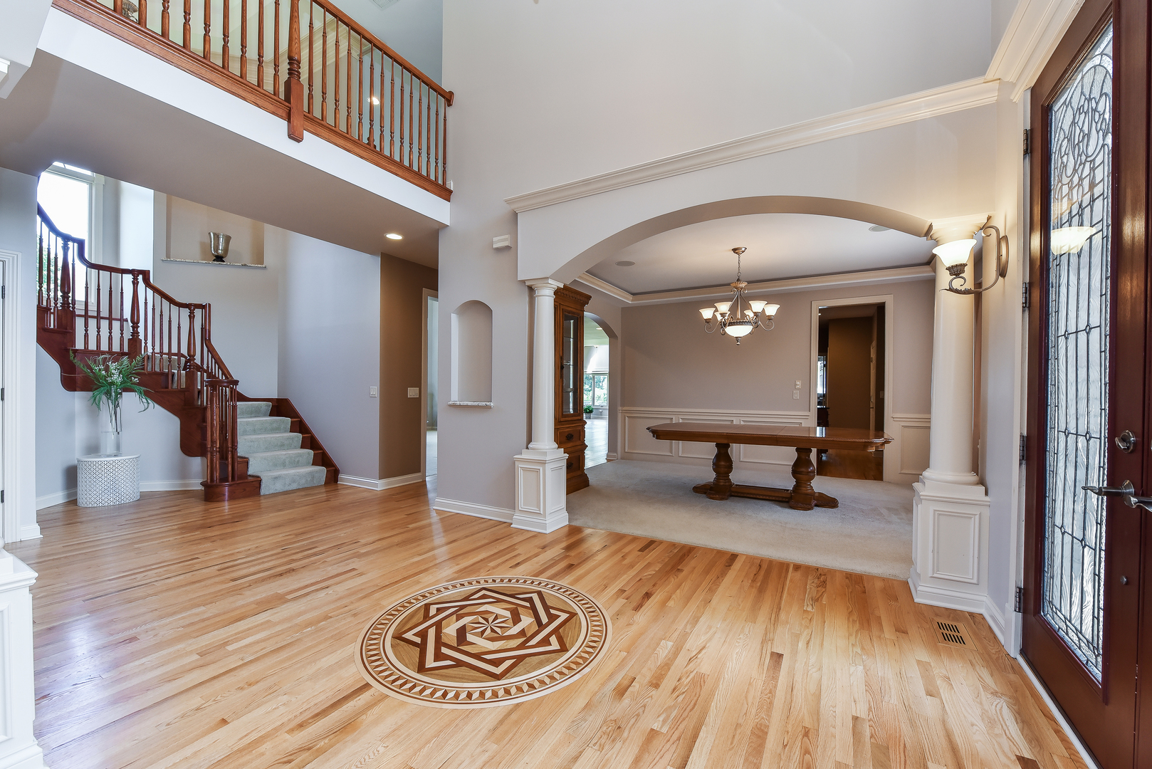 4052 Teak Circle