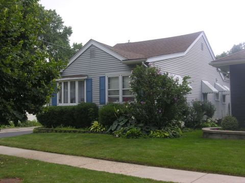 Photo of 141 Johnson Avenue, Libertyville, IL 60048 (MLS # 12448539)