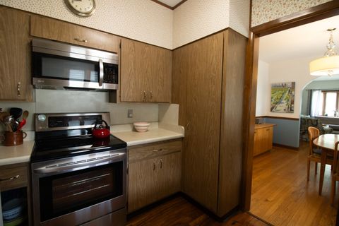Tiny photo for 141 Johnson Avenue, Libertyville, IL 60048 (MLS # 12448539)