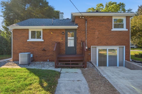 Tiny photo for 1252 S 8th Avenue, Kankakee, IL 60901 (MLS # 12779124)