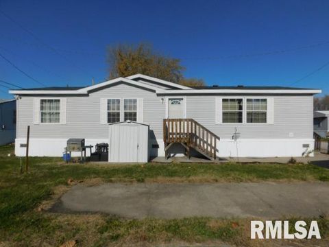 Tiny photo for 120 W 7TH Street, Coal Valley, IL 61240 (MLS # QC4269363)