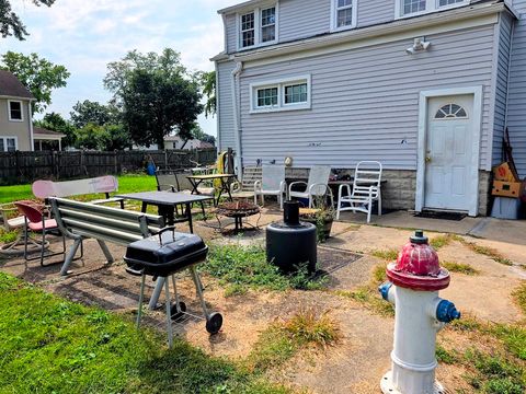 Tiny photo for 423 S Center Street, Bensenville, IL 60106 (MLS # 12469795)