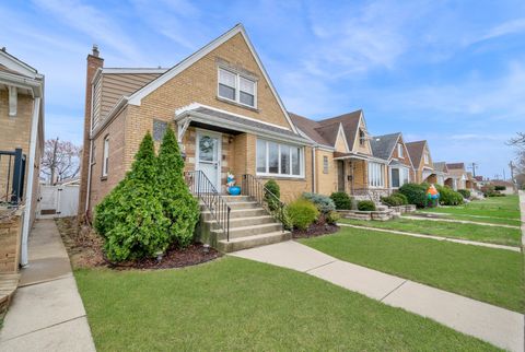 Photo of 5415 S Oak Park Avenue, Chicago, IL 60638 (MLS # 12515984)