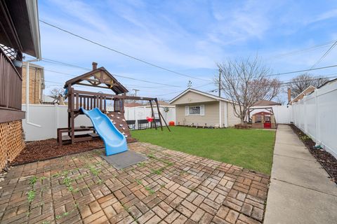 Tiny photo for 5415 S Oak Park Avenue, Chicago, IL 60638 (MLS # 12515984)