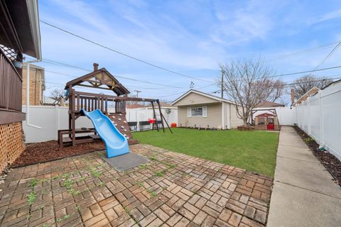 Tiny photo for 5415 S Oak Park Avenue, Chicago, IL 60638 (MLS # 12515984)