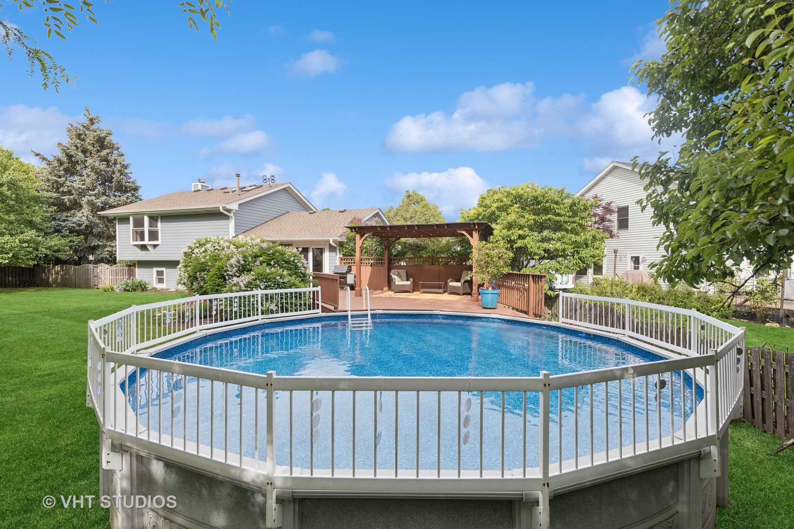 3 Starwood Court