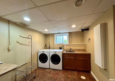 Tiny photo for 50 Hawthorn Hollow Road, Carbondale, IL 62903 (MLS # EB459959)