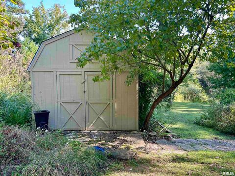 Tiny photo for 50 Hawthorn Hollow Road, Carbondale, IL 62903 (MLS # EB459959)