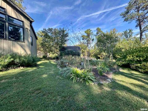 Tiny photo for 50 Hawthorn Hollow Road, Carbondale, IL 62903 (MLS # EB459959)