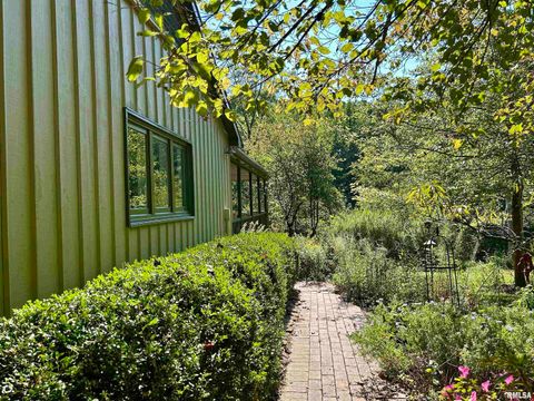 Tiny photo for 50 Hawthorn Hollow Road, Carbondale, IL 62903 (MLS # EB459959)