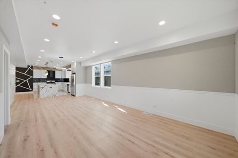 Tiny photo for 939 N Harding Avenue, Chicago, IL 60651 (MLS # 12648211)