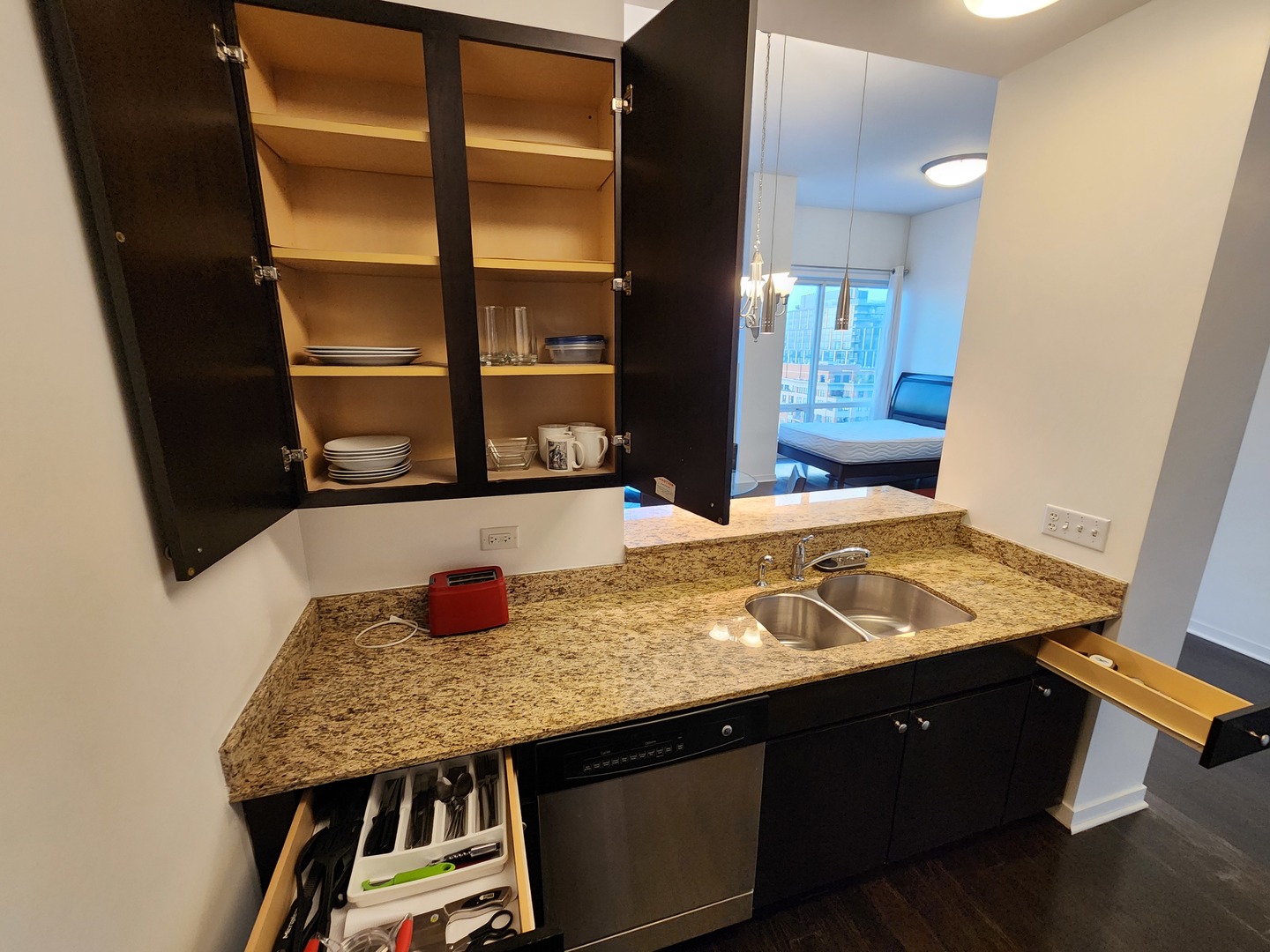 757 N Orleans Street 2101