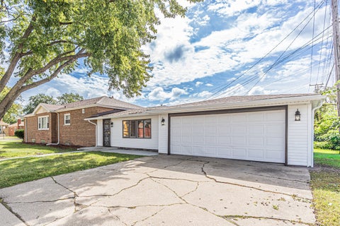 Tiny photo for 10800 S Morgan Street, Chicago, IL 60643 (MLS # 12769293)