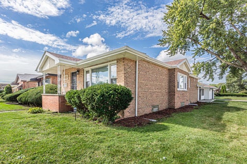 Tiny photo for 10800 S Morgan Street, Chicago, IL 60643 (MLS # 12769293)