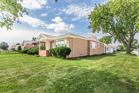 Tiny photo for 10800 S Morgan Street, Chicago, IL 60643 (MLS # 12769293)