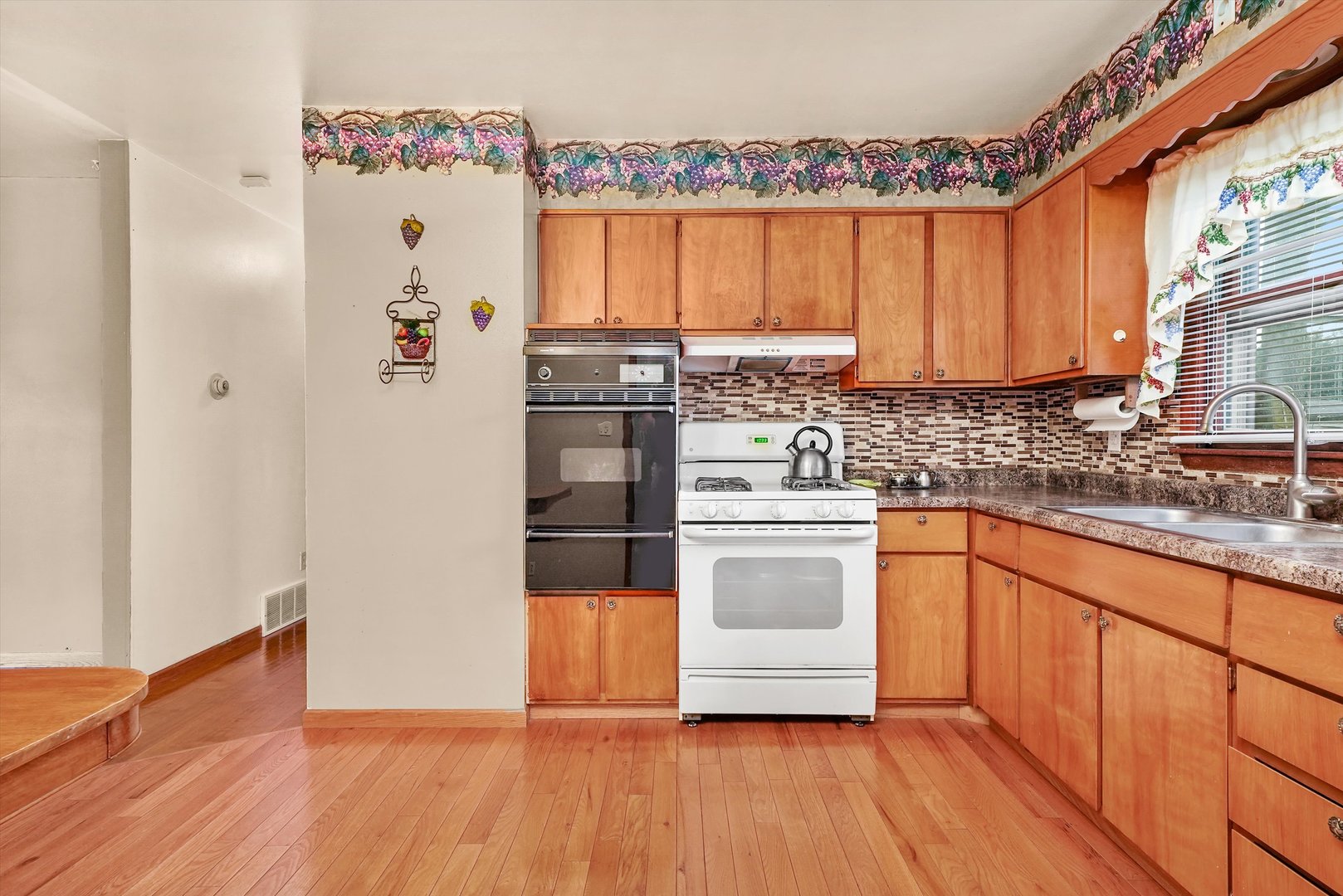 1000 6th Street