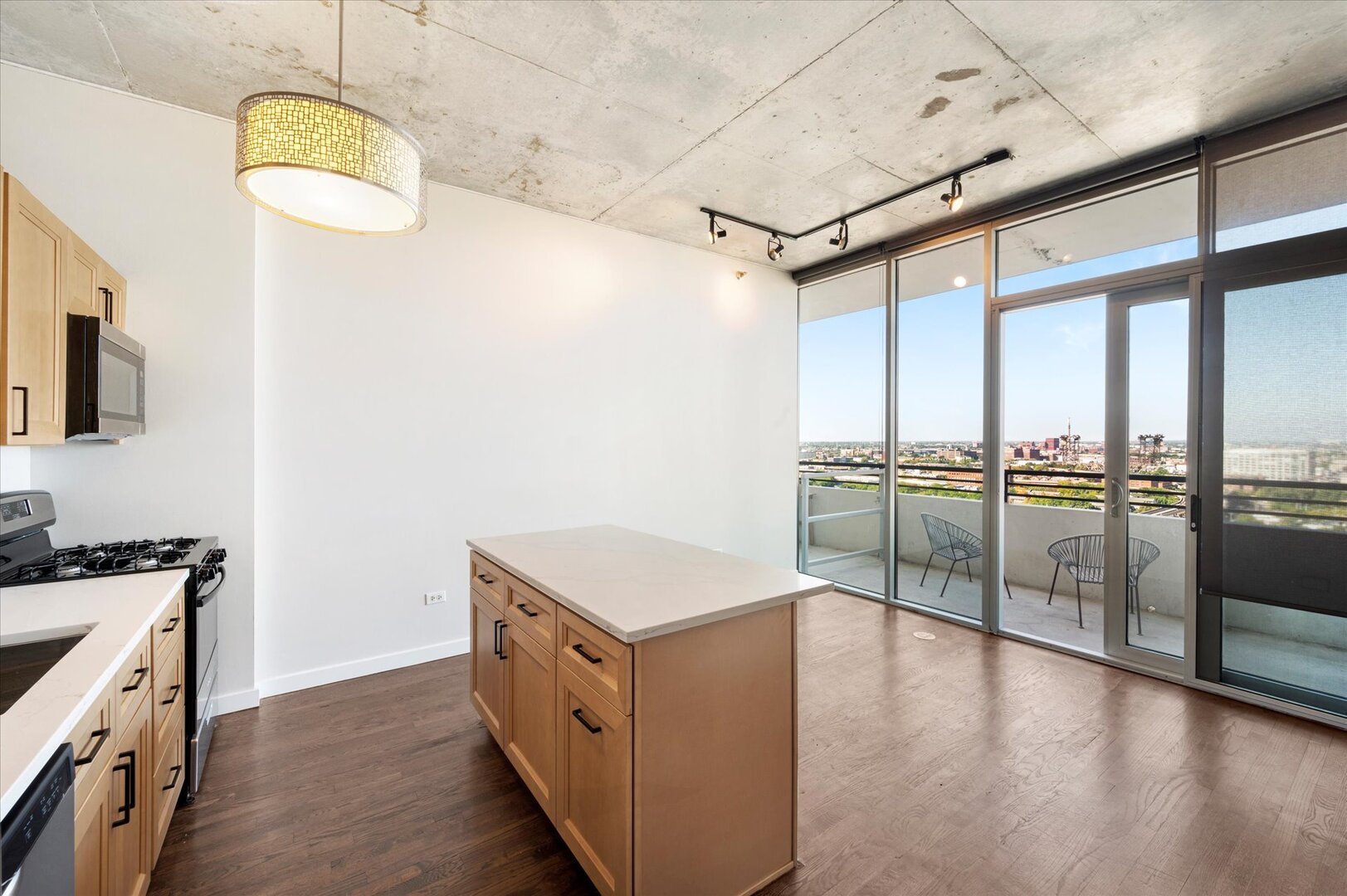 1720 S Michigan Avenue 1712