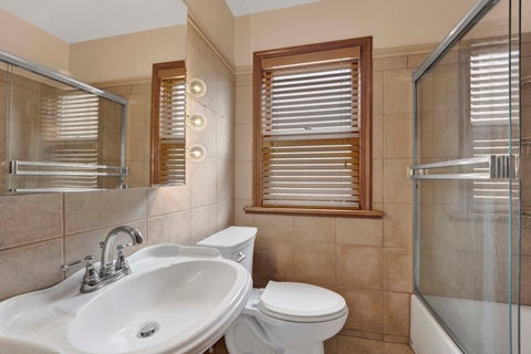 Tiny photo for 2623 N Melvina Avenue, Chicago, IL 60639 (MLS # 12694786)