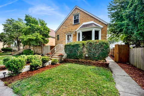 Tiny photo for 2623 N Melvina Avenue, Chicago, IL 60639 (MLS # 12694786)