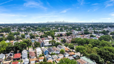 Tiny photo for 2623 N Melvina Avenue, Chicago, IL 60639 (MLS # 12694786)