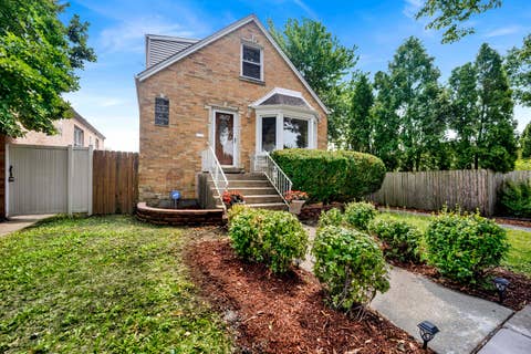 Tiny photo for 2623 N Melvina Avenue, Chicago, IL 60639 (MLS # 12694786)
