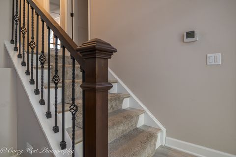Tiny photo for 850 Millcreek Circle, Elgin, IL 60123 (MLS # 12460395)