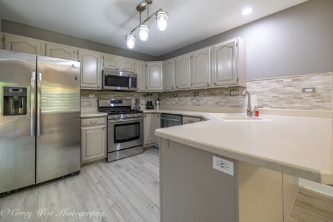 Tiny photo for 850 Millcreek Circle, Elgin, IL 60123 (MLS # 12460395)