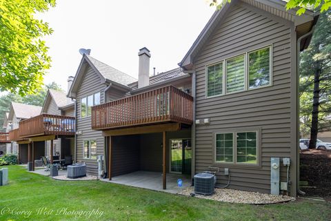 Tiny photo for 850 Millcreek Circle, Elgin, IL 60123 (MLS # 12460395)