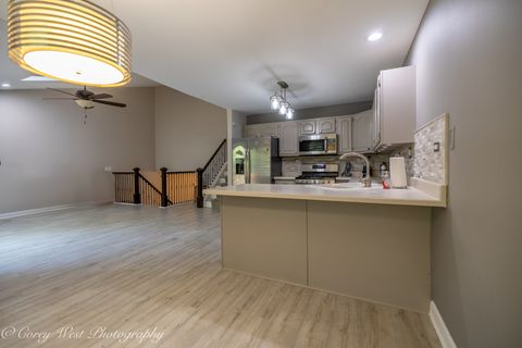 Tiny photo for 850 Millcreek Circle, Elgin, IL 60123 (MLS # 12460395)