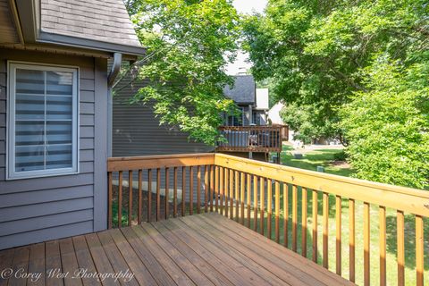 Tiny photo for 850 Millcreek Circle, Elgin, IL 60123 (MLS # 12460395)