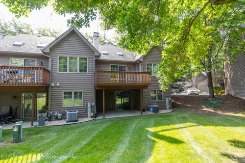 Tiny photo for 850 Millcreek Circle, Elgin, IL 60123 (MLS # 12460395)