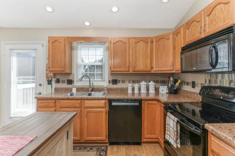 Tiny photo for 2739 Arrowhead Drive, Bloomington, IL 61704 (MLS # 12596422)