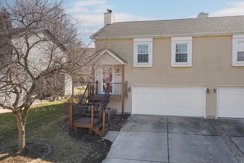 Tiny photo for 2739 Arrowhead Drive, Bloomington, IL 61704 (MLS # 12596422)