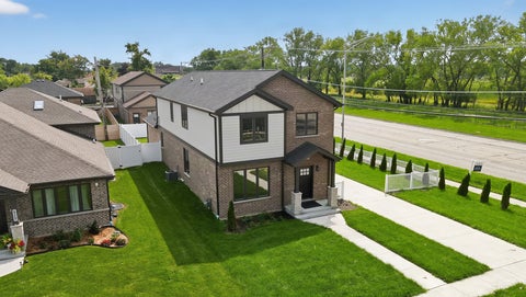 Tiny photo for 7957 W 73 Place, Bridgeview, IL 60455 (MLS # 12774278)