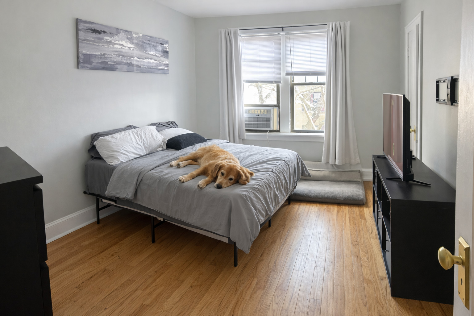 3610 N Claremont Avenue L3