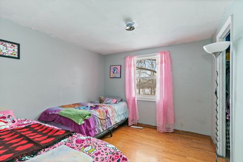 Tiny photo for 399 Tee Lane, Carpentersville, IL 60110 (MLS # 12558424)