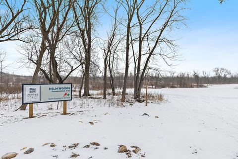 Tiny photo for 399 Tee Lane, Carpentersville, IL 60110 (MLS # 12558424)