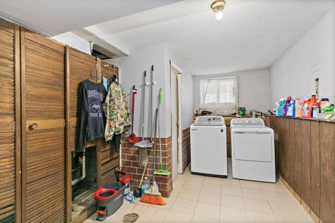 Tiny photo for 399 Tee Lane, Carpentersville, IL 60110 (MLS # 12558424)