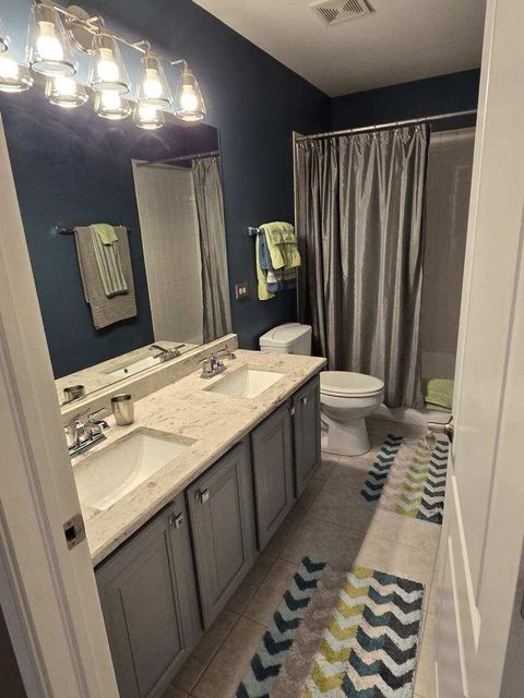 Tiny photo for 743 Chasewood Drive, South Elgin, IL 60177 (MLS # 12606897)