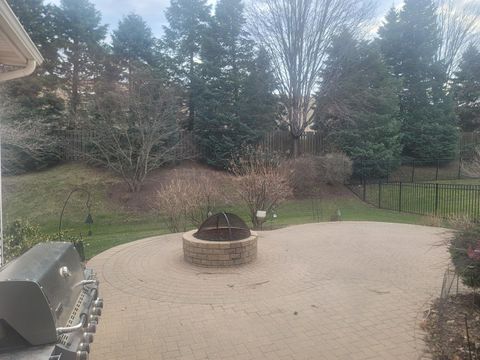 Tiny photo for 743 Chasewood Drive, South Elgin, IL 60177 (MLS # 12606897)