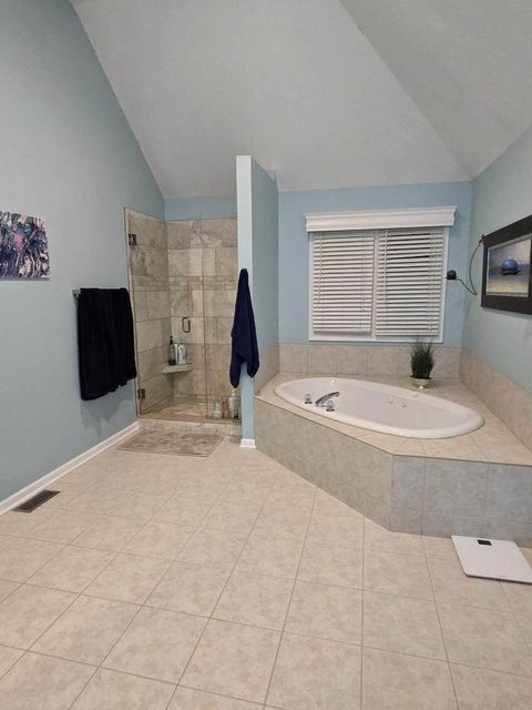 Tiny photo for 743 Chasewood Drive, South Elgin, IL 60177 (MLS # 12606897)