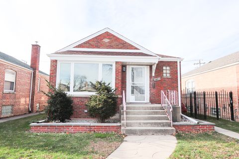 8914 S Cornell Avenue Chicago IL 60617
