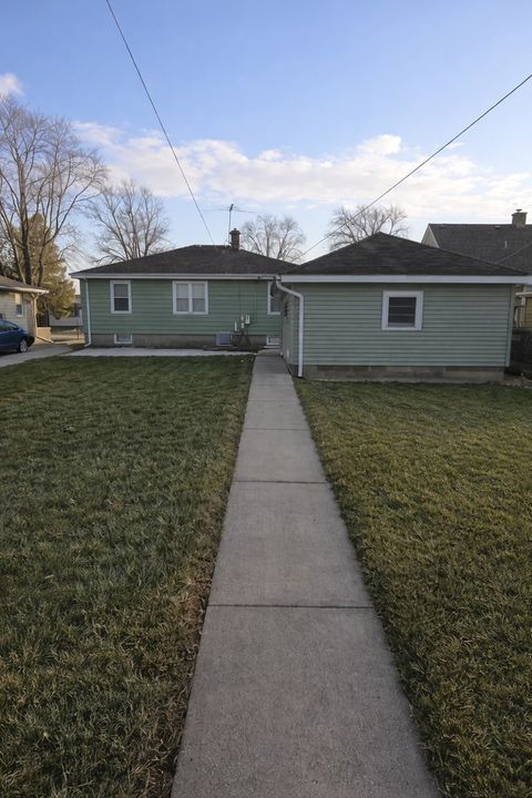 Tiny photo for 3522 Washington Street, Lansing, IL 60438 (MLS # 12567129)