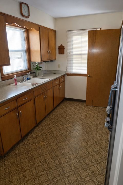 Tiny photo for 3522 Washington Street, Lansing, IL 60438 (MLS # 12567129)